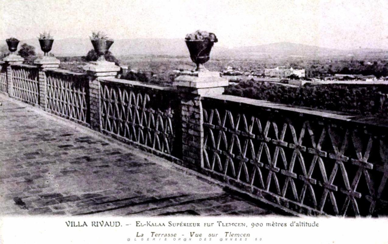 El-Kalaa - Tlemcen - Villa Rivaud - Terrasse - Vue sur Tlemcen.jpg